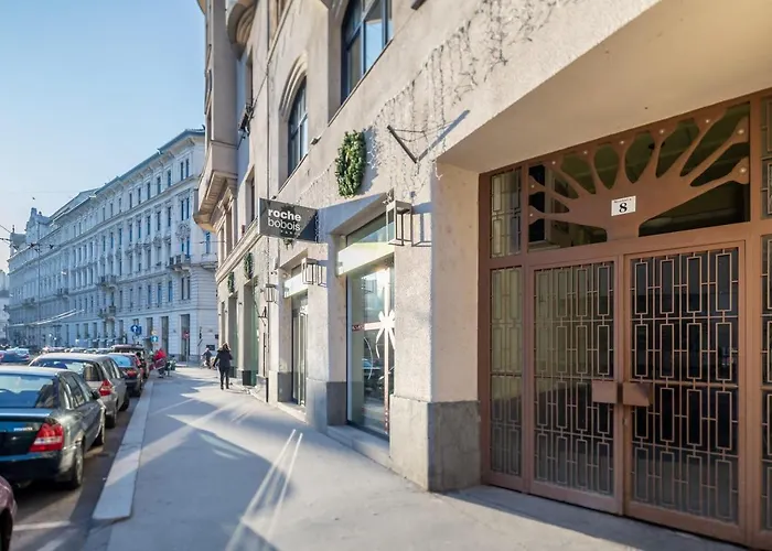 Extra Central Modern Studio